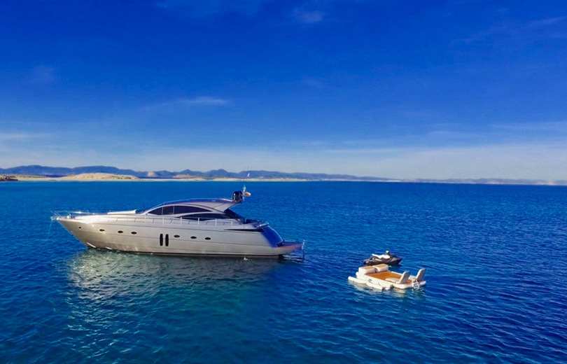 rent yacht ibiza pershing 62