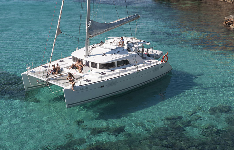 alquiler catamaran ibiza lagoon 440