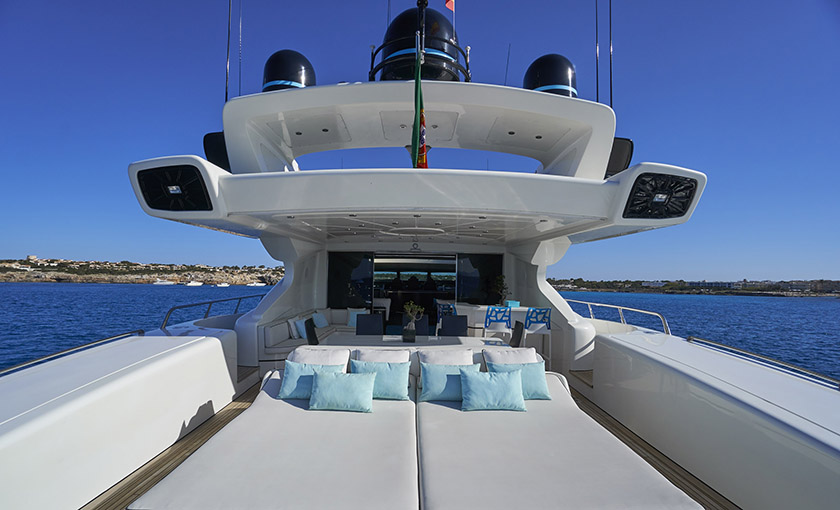 rent mangusta 130 shane