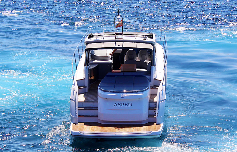 rent-boat-ibiza-princess-v5