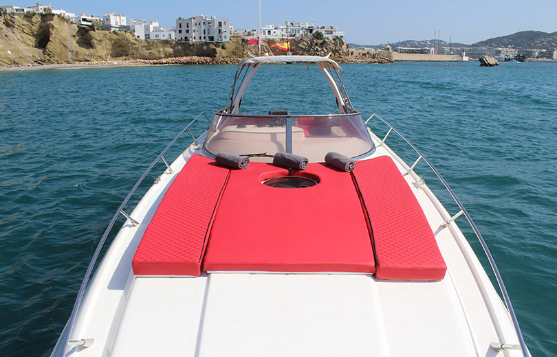 alquiler-barco-ibiza-sunseeker-apache-45