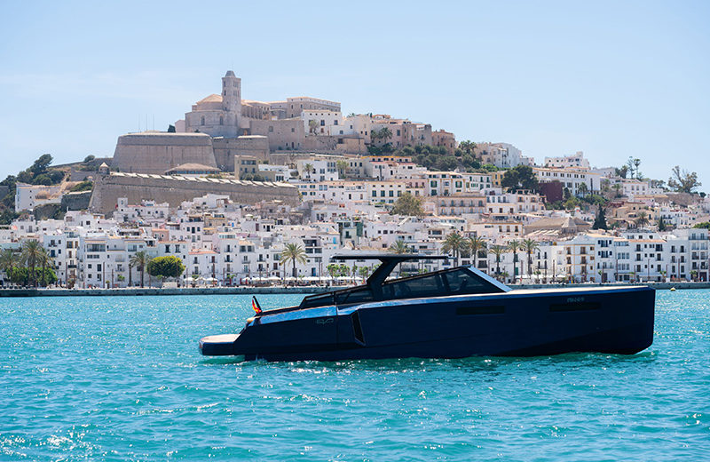 rent-boat-ibiza-evo-43