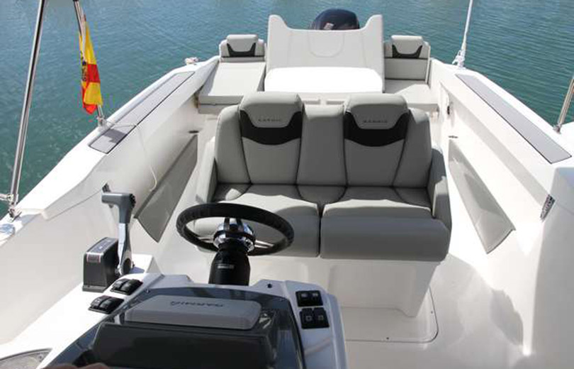 rent-boat-ibiza-karnic