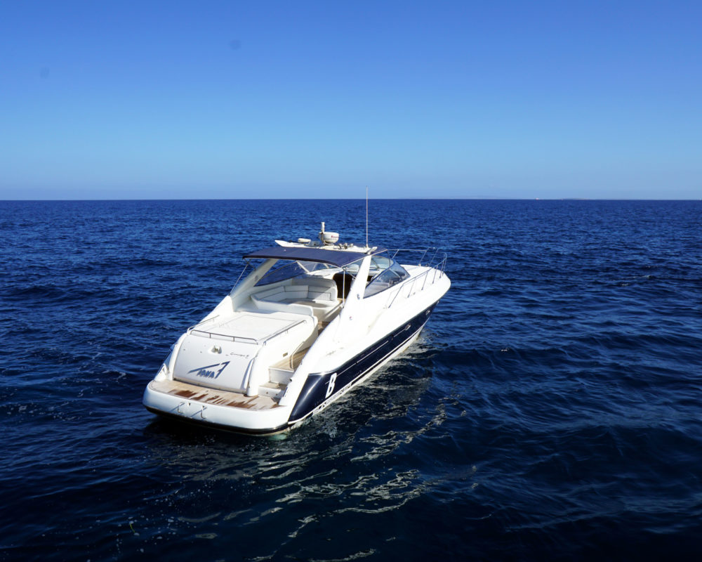 rent-boat-ibiza-sunseeker-camargue-47