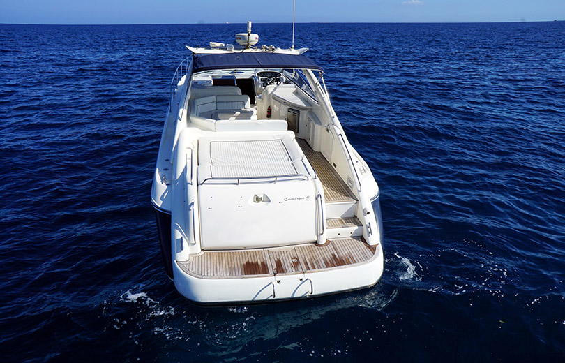 rent-boat-ibiza-sunseeker-camargue-47