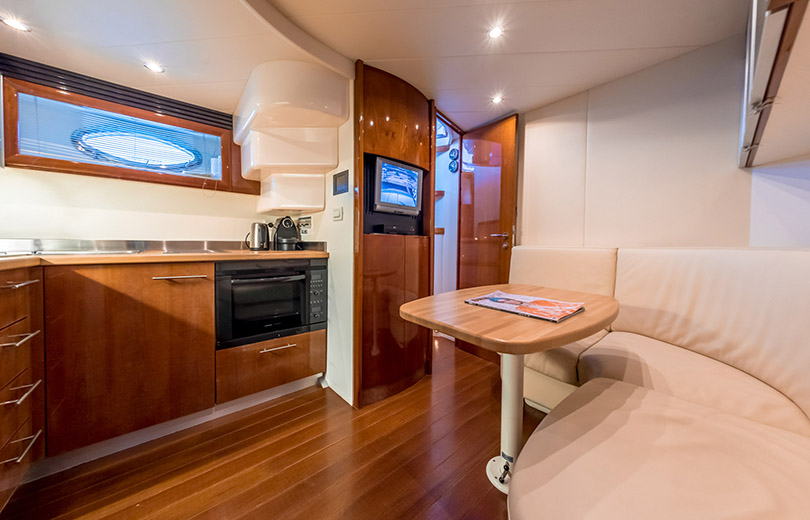 rent yacht ibiza pershing 76