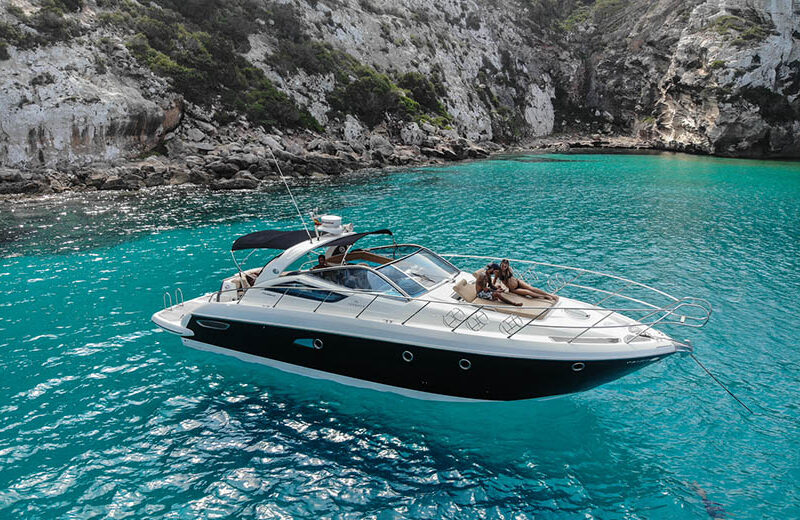 rent boat in ibiza Cranchi 43