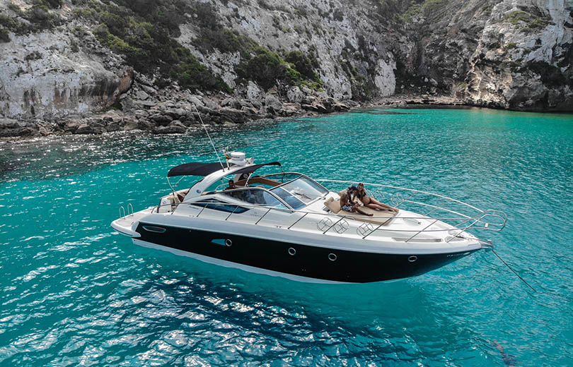 rent boat in ibiza Cranchi 43