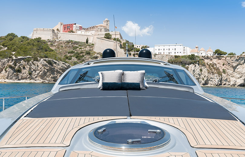 rent boat in ibiza pershing 72