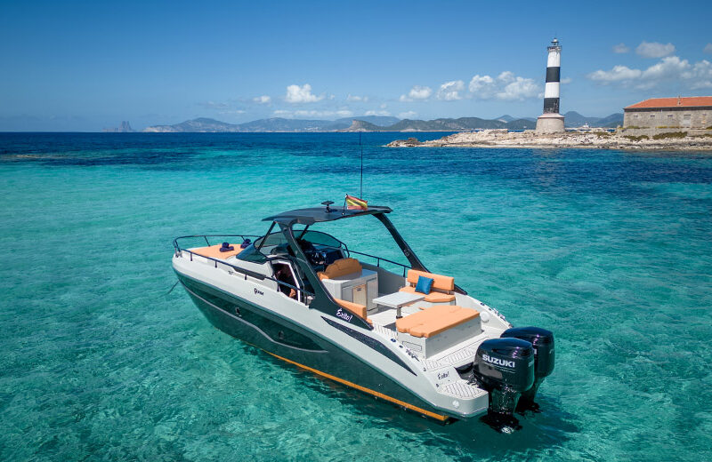 Rent Speedboat Ibiza Fim 340