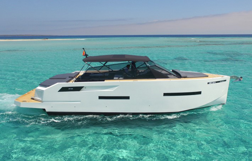 Rent speedboat in Ibiza De Antonio 46