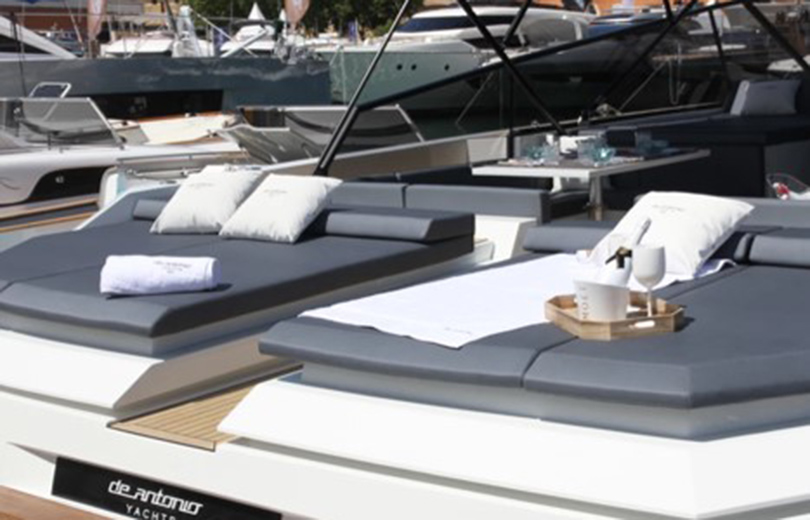 Rent speedboat in Ibiza De Antonio 46