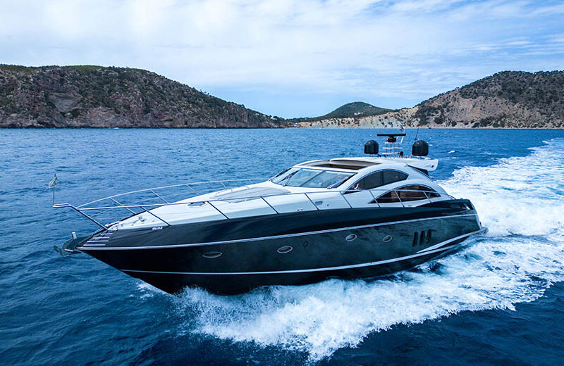 Alquiler yate Ibiza Predator 62 en Ibiza