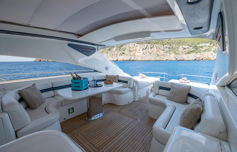 Alquiler yate en Ibiza Princess 65 en Ibiza