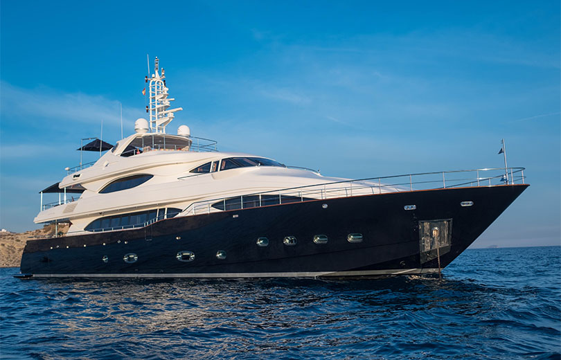 Alquiler Yate en Ibiza CRN 130 Bunker
